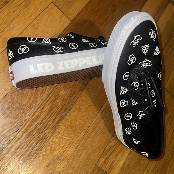Brand new! Limited Edition 50th anniversary Led Zeppelin Vans. Original box/tags - Picture 5 of 8